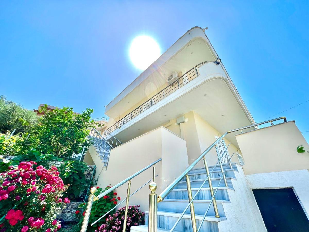 Apartament Propery Under Renovation Saranda Zewnętrze zdjęcie